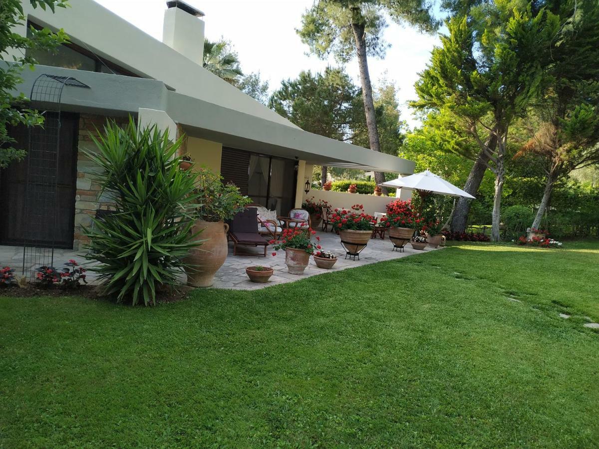 Sani Villa Maria Екстериор снимка
